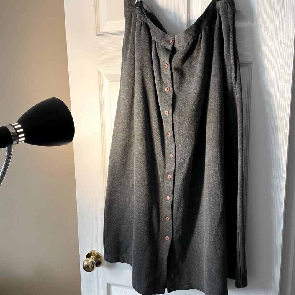 Plus size ladies vintage grey maxi skirt